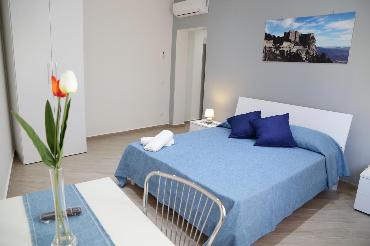Bed and Breakfast La Bussola Trapani Exterior foto